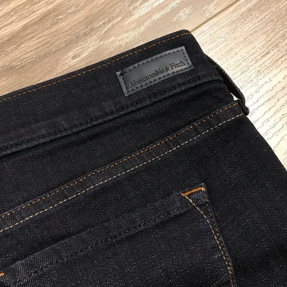 NWT The A&F Low Rise Short - Picture 5 of 9